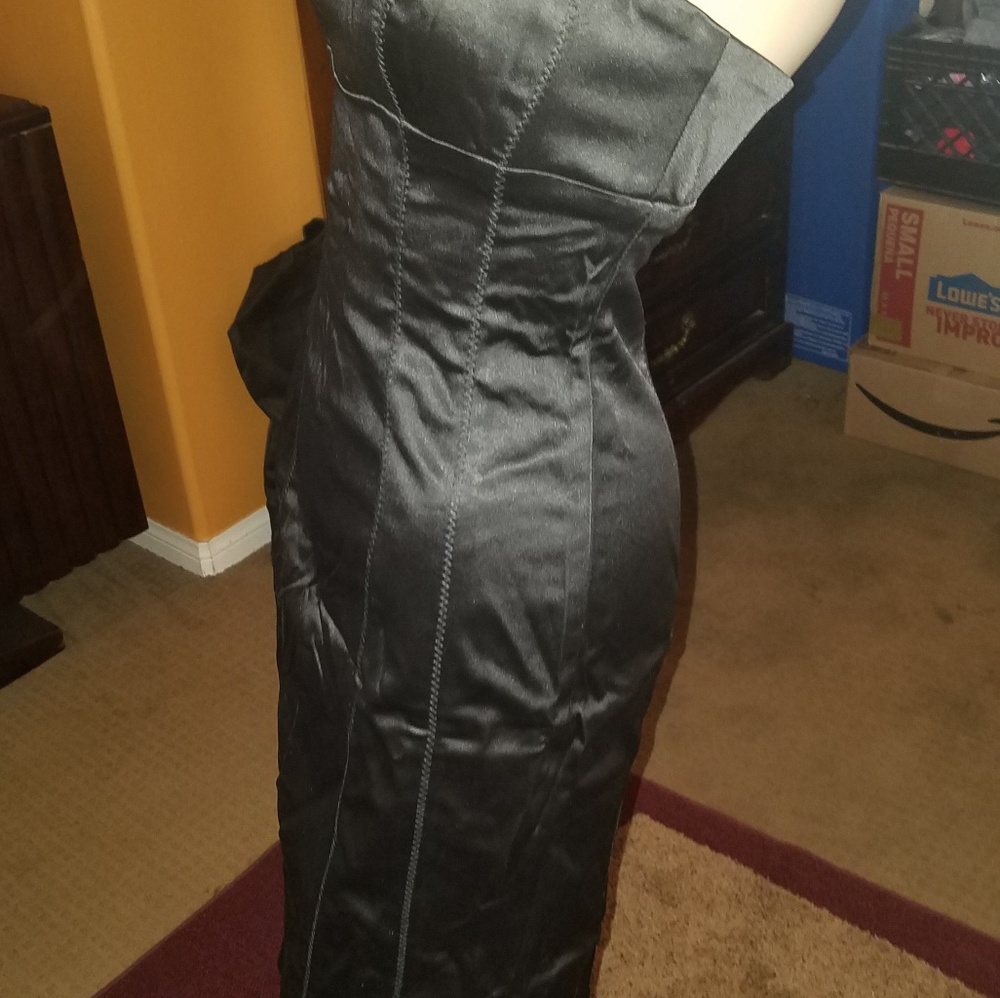 BEBE blk dress